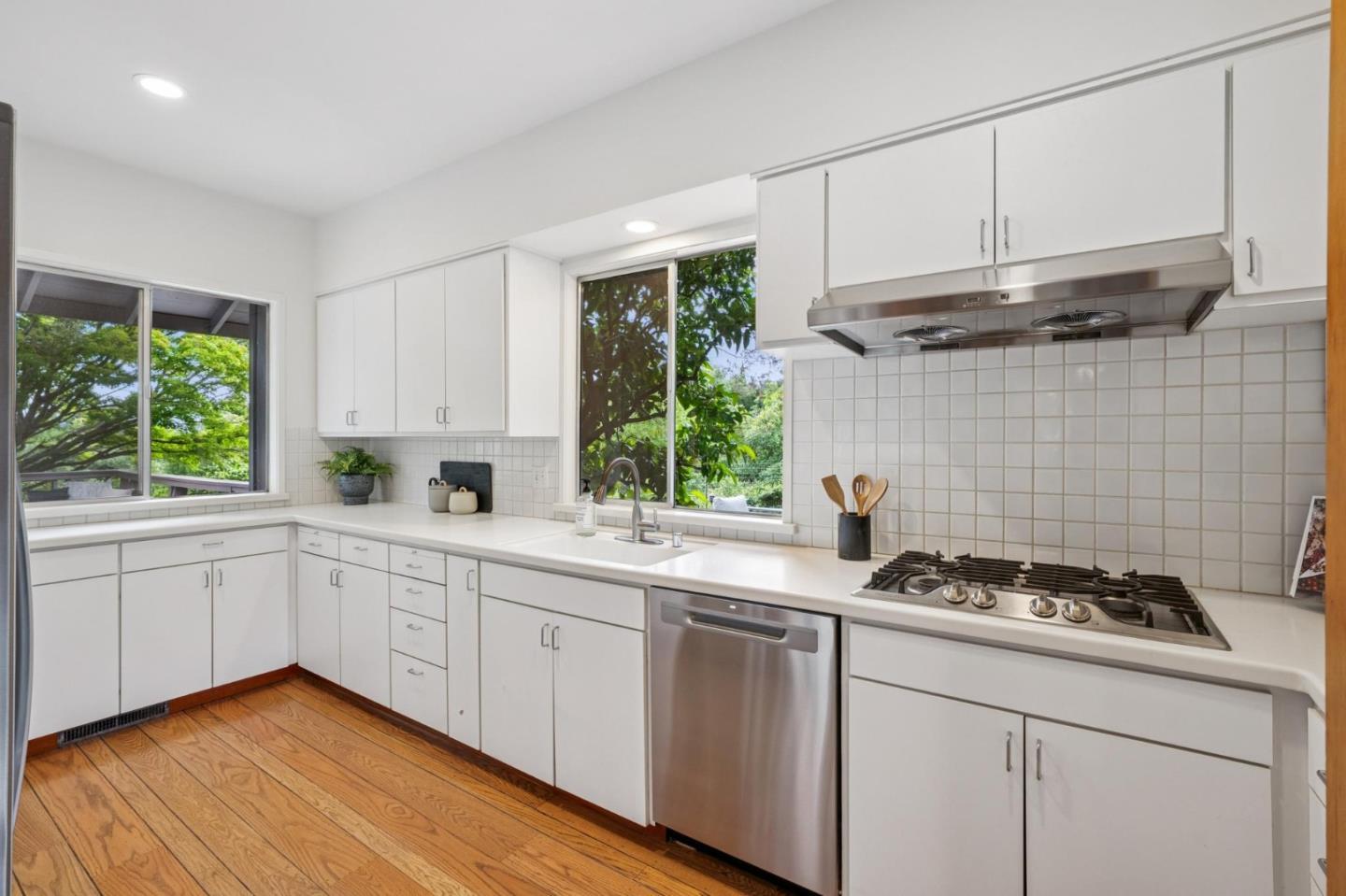 Los Altos Hills Homes for Sale